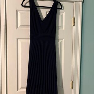 Elegant Navy Sleeveless Dress